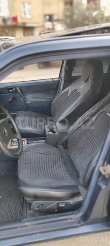 Mercedes 190-11