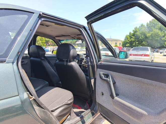 LADA (VAZ) 2112-4