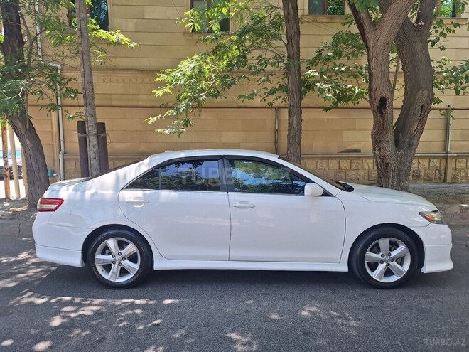 Toyota Camry-2