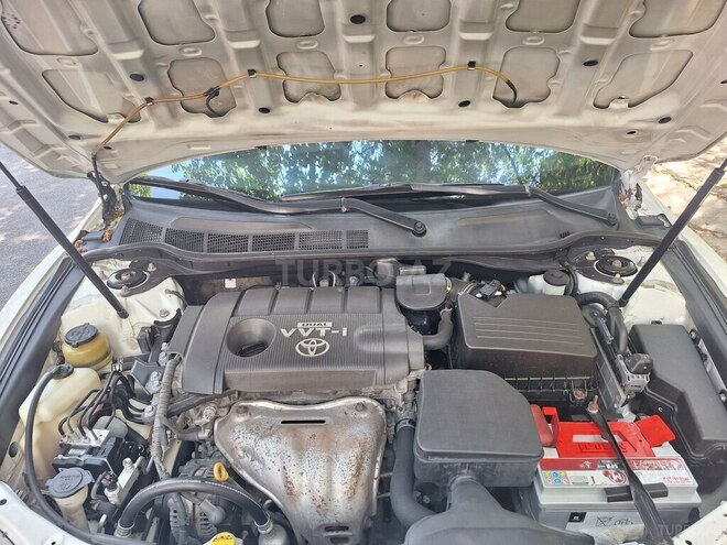 Toyota Camry-10
