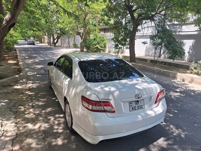 Toyota Camry-14
