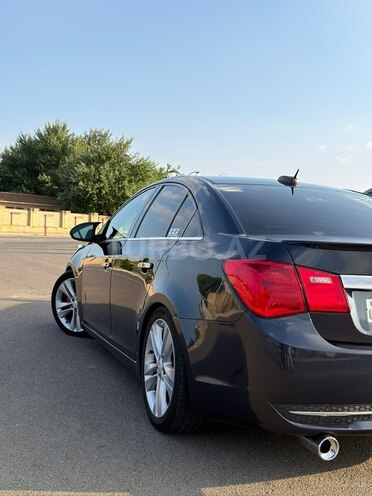Chevrolet Cruze-6