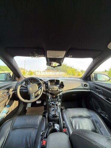 Chevrolet Cruze-8