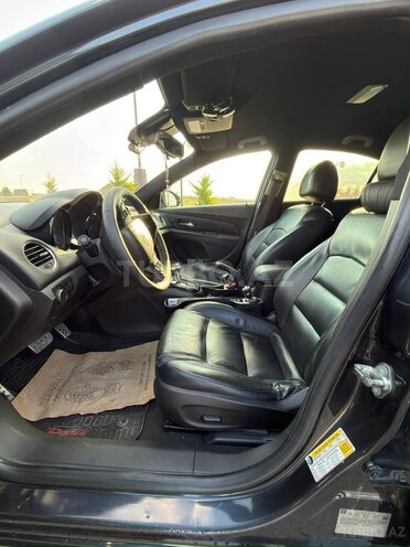 Chevrolet Cruze-9