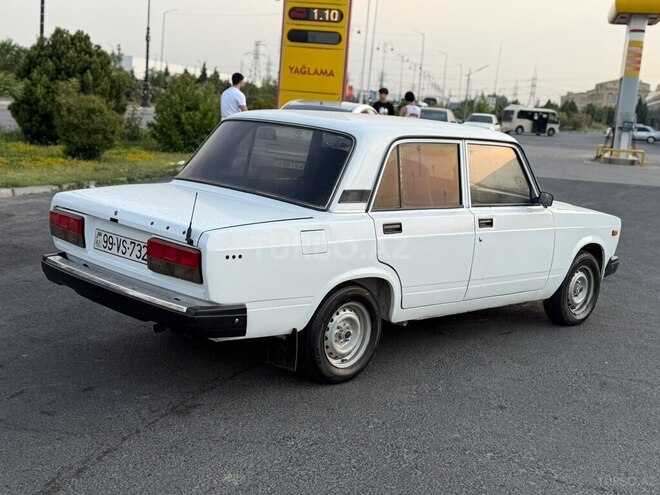 LADA (VAZ) 2107-4