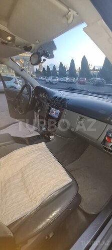 Mercedes ML 320-10