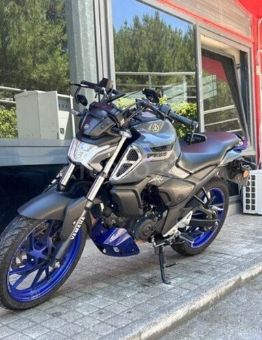 Yamaha FZ-S FI Deluxe-1