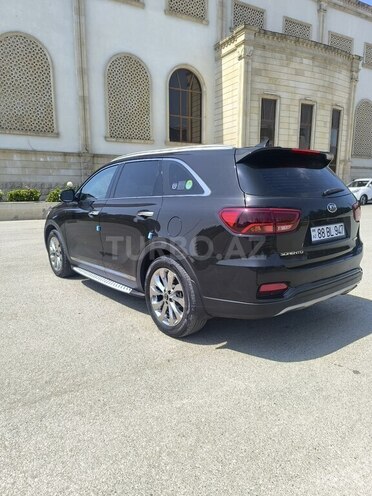 Kia Sorento-5