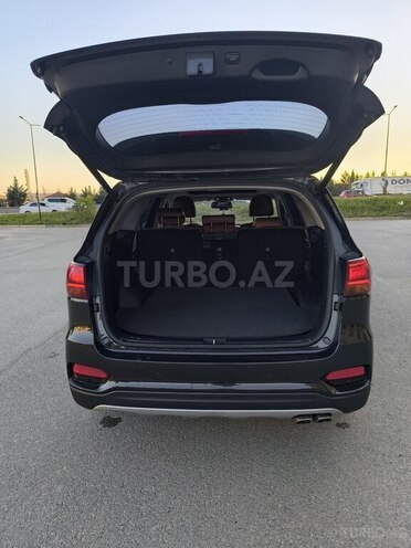Kia Sorento-9