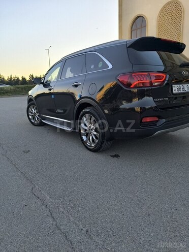 Kia Sorento-14