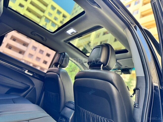 Kia Sorento-13