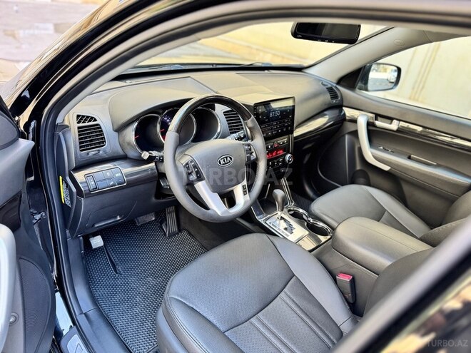 Kia Sorento-15