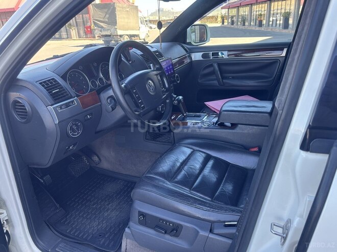 Volkswagen Touareg-9