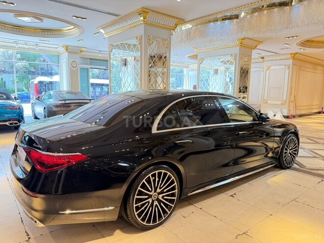 Mercedes S 500 4MATIC-7