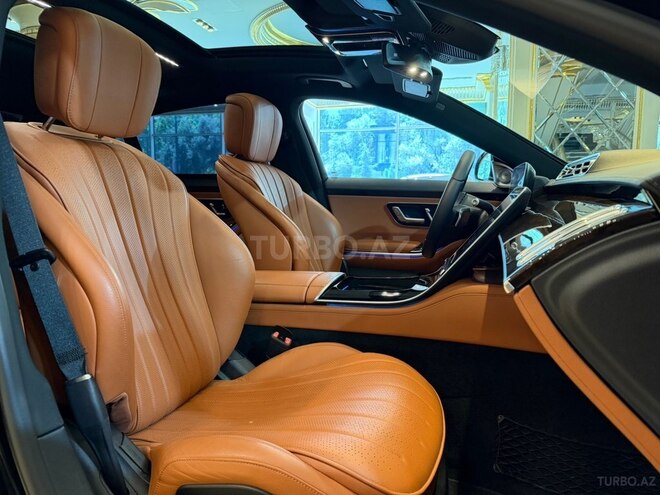 Mercedes S 500 4MATIC-12