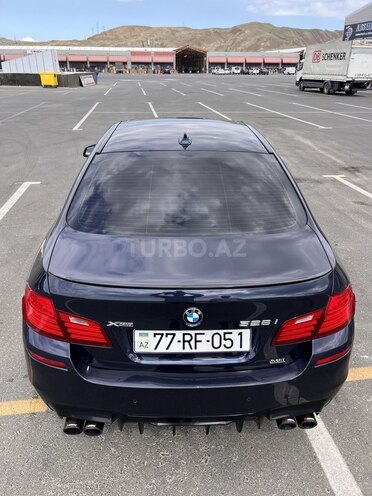 BMW 528-8