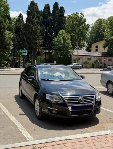 Volkswagen Passat-5