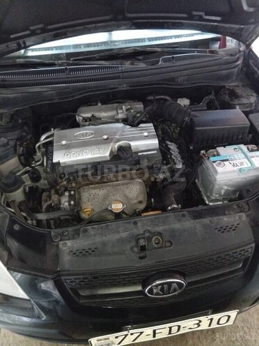 Kia Rio-4