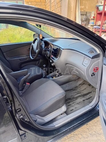 Kia Rio-9