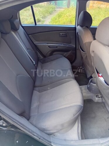 Kia Rio-16