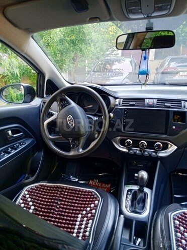 Kia Rio-8