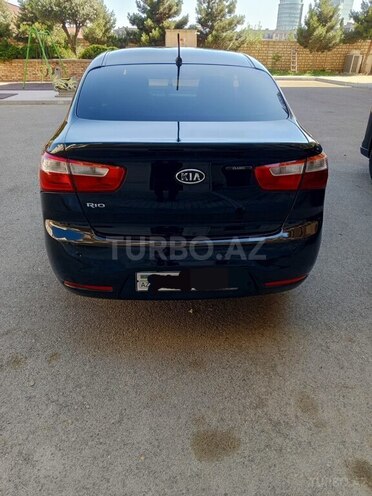 Kia Rio-4