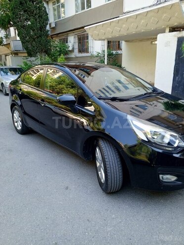 Kia Rio-11
