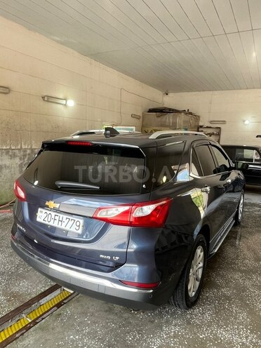 Chevrolet Equinox-7