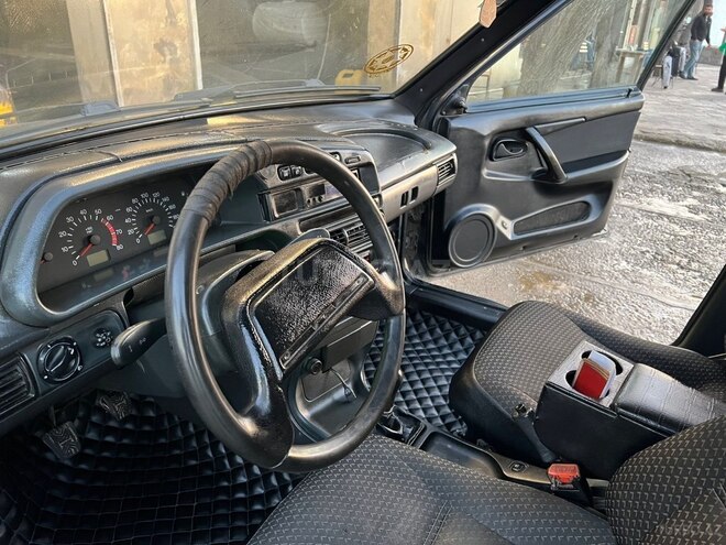 LADA (VAZ) 2114-15