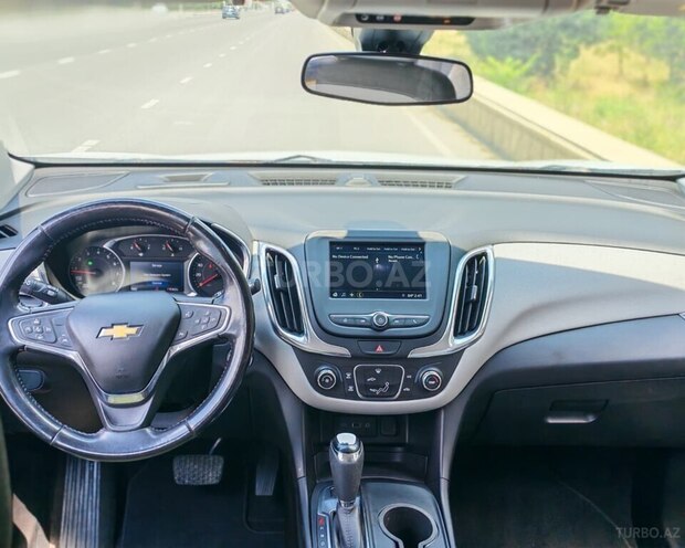 Chevrolet Equinox-7