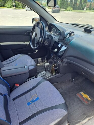 Chevrolet Aveo-3
