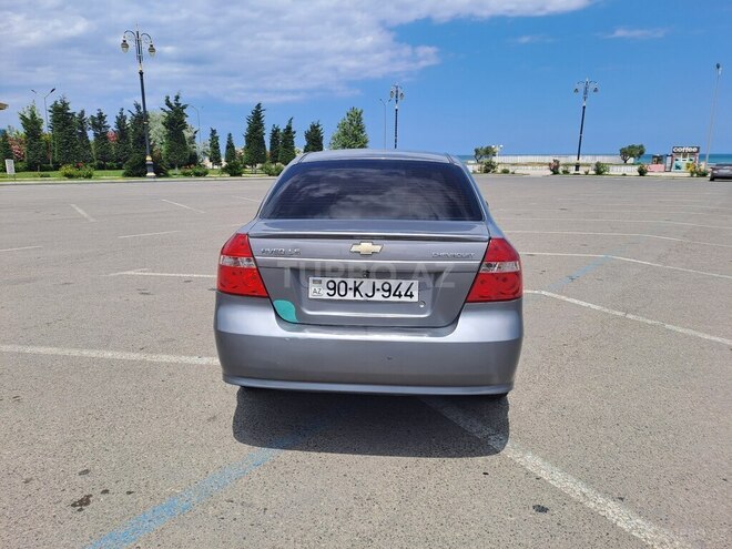 Chevrolet Aveo-6