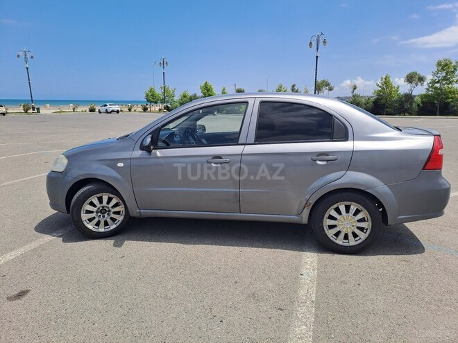 Chevrolet Aveo-7