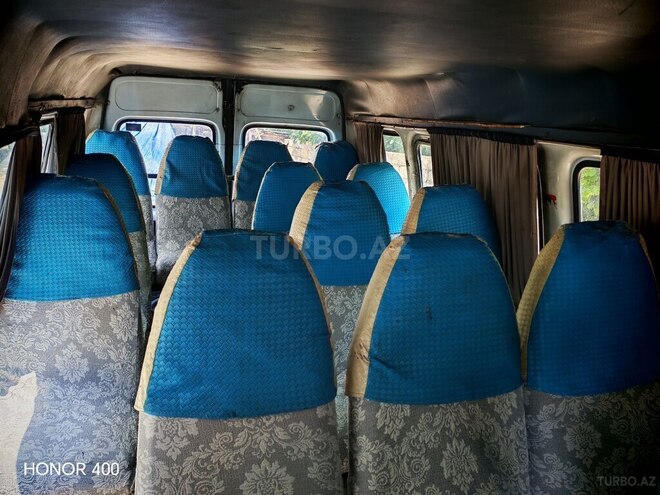 Ford Transit-7