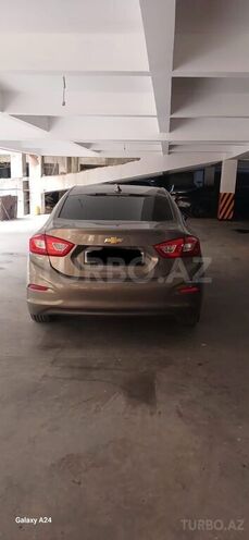 Chevrolet Cruze-2