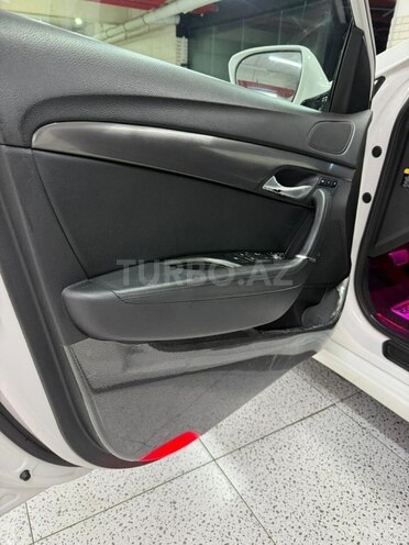 Hyundai i40-13