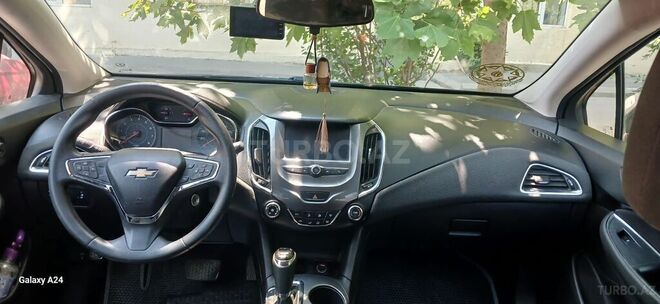 Chevrolet Cruze-4