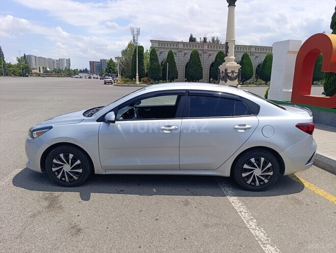Kia Rio-3
