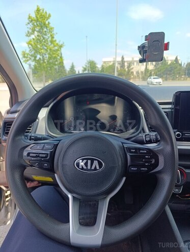 Kia Rio-6