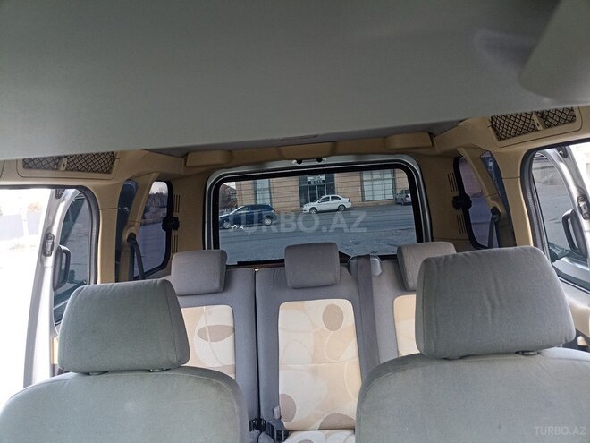 Ford Tourneo Connect-13