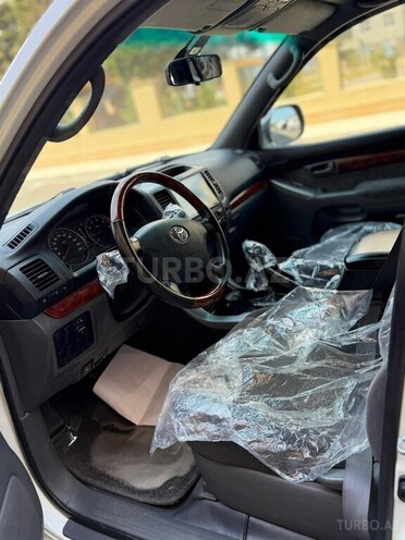 Toyota Land Cruiser Prado-2