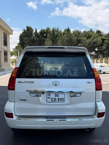 Toyota Land Cruiser Prado-11