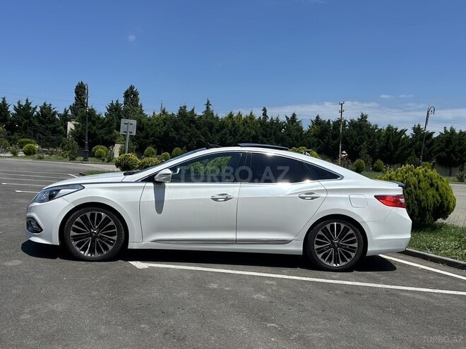 Hyundai Grandeur-2