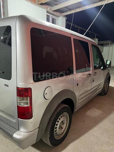 Ford Tourneo Connect-5
