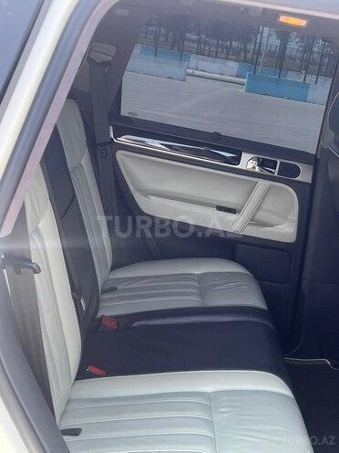 Volkswagen Touareg-6