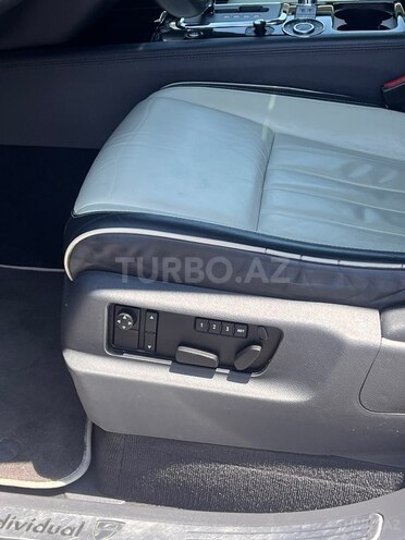 Volkswagen Touareg-10