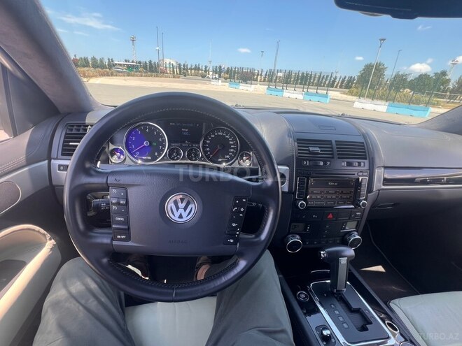 Volkswagen Touareg-13