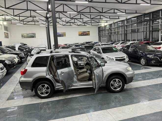 Mitsubishi Outlander-14