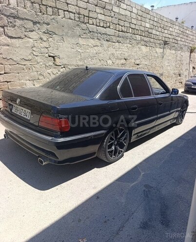 BMW 735-4