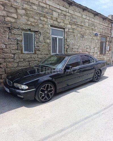 BMW 735-2